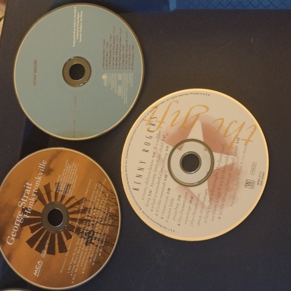 Assorted Country Music CDs Collection - Picture 3 of 5